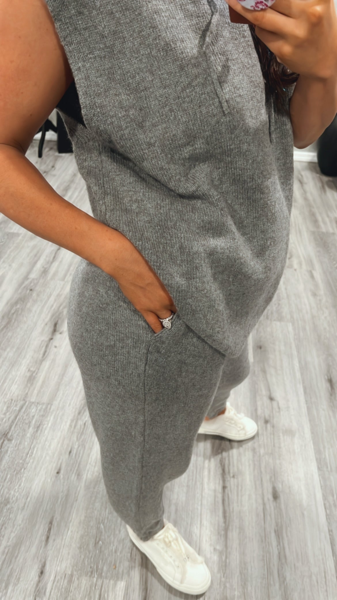 Simmons Knit Jogger Set